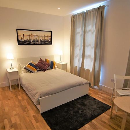 Ifield Road Apartments By Mayfair Stay Лондон Экстерьер фото