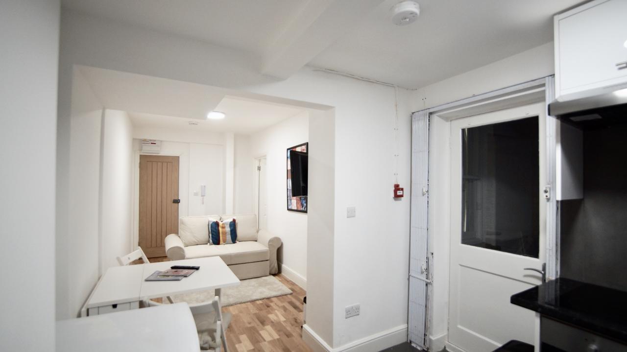 Ifield Road Apartments By Mayfair Stay Лондон Экстерьер фото